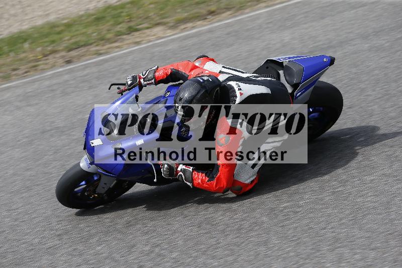 /10 20.04.2026  Pluess Moto Sport ADR/Freies Fahren/1